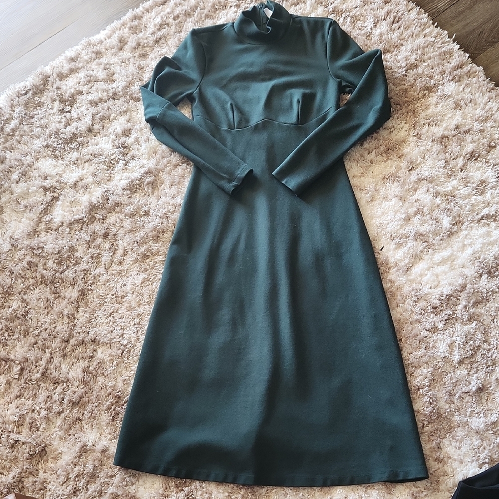 Elegant Green Women's Dress
